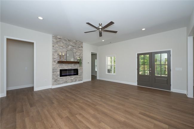 218 W Halfway Branch Rd, House other with 3 bedrooms, 2 bathrooms and null parking in Walhalla SC | Image 11