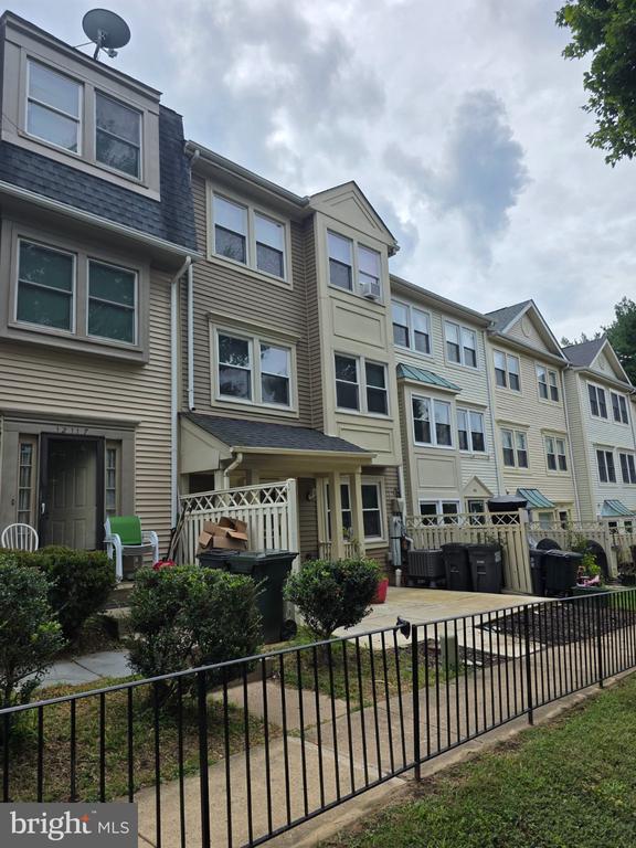 Residential Lease in WOODBRIDGE