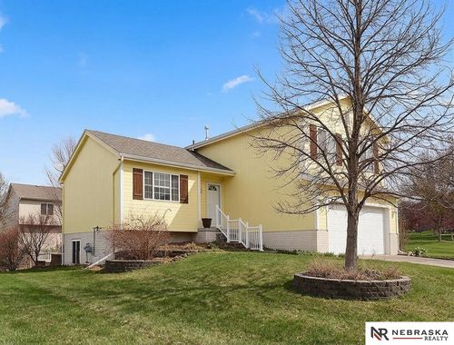 16364 Butler Ave, Omaha, NE, 68116-8013 | Card Image