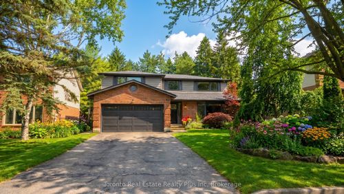 450 Winchester Dr, Waterloo, ON, N2T1J1 | Card Image