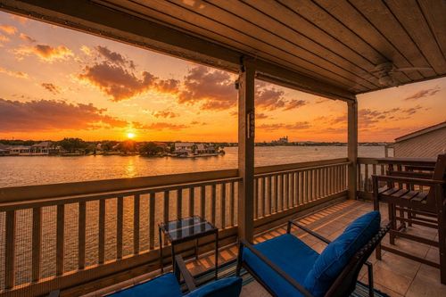 1100 The Cape Rd, Horseshoe Bay, TX, 78657-6226 | Card Image