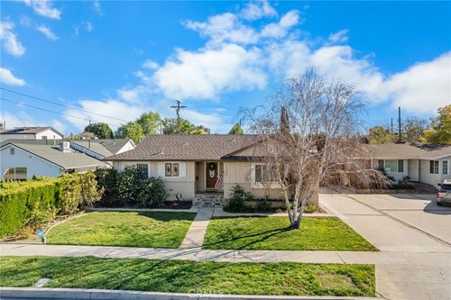 23032 Mobile St, West Hills, CA, 91307-3525 | Card Image