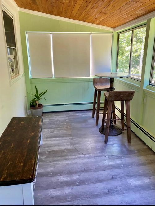 22 Huntington Rd, Sound Beach, NY, 11789-1638 | Card Image