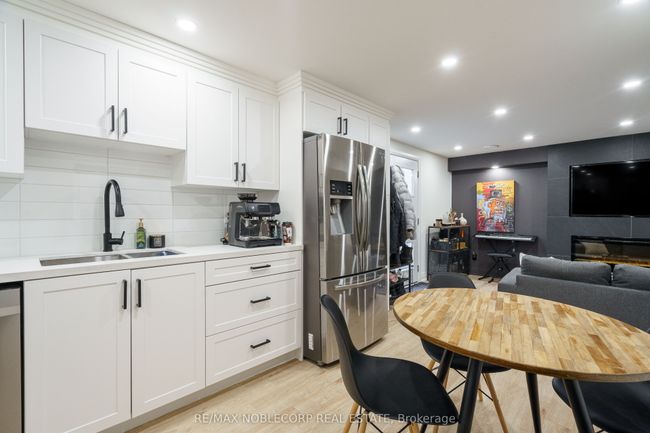 115 William Roe Blvd, House other with 5 bedrooms, 3 bathrooms and 3 parking in Newmarket ON | Image 39