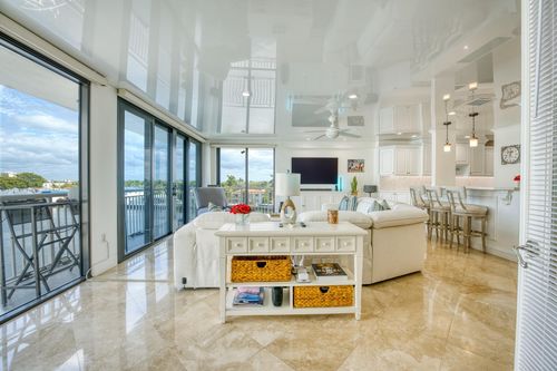 412-3100 Ne 48th St, Fort Lauderdale, FL, 33308-4960 | Card Image