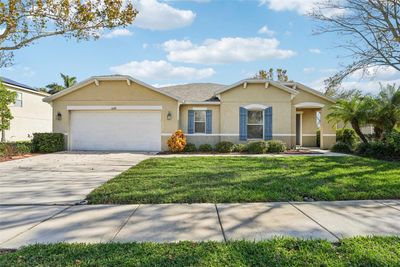 5249 Moon Shell Drive, House other with 3 bedrooms, 2 bathrooms and null parking in Apollo Beach FL | Image 2