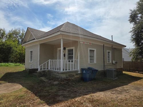 22 W Seneca Ave, McAlester, OK, 74501-6338 | Card Image
