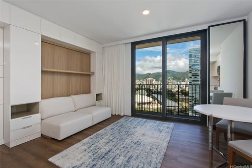 2516-987 Queen St, Honolulu, HI, 96814-5296 | Card Image