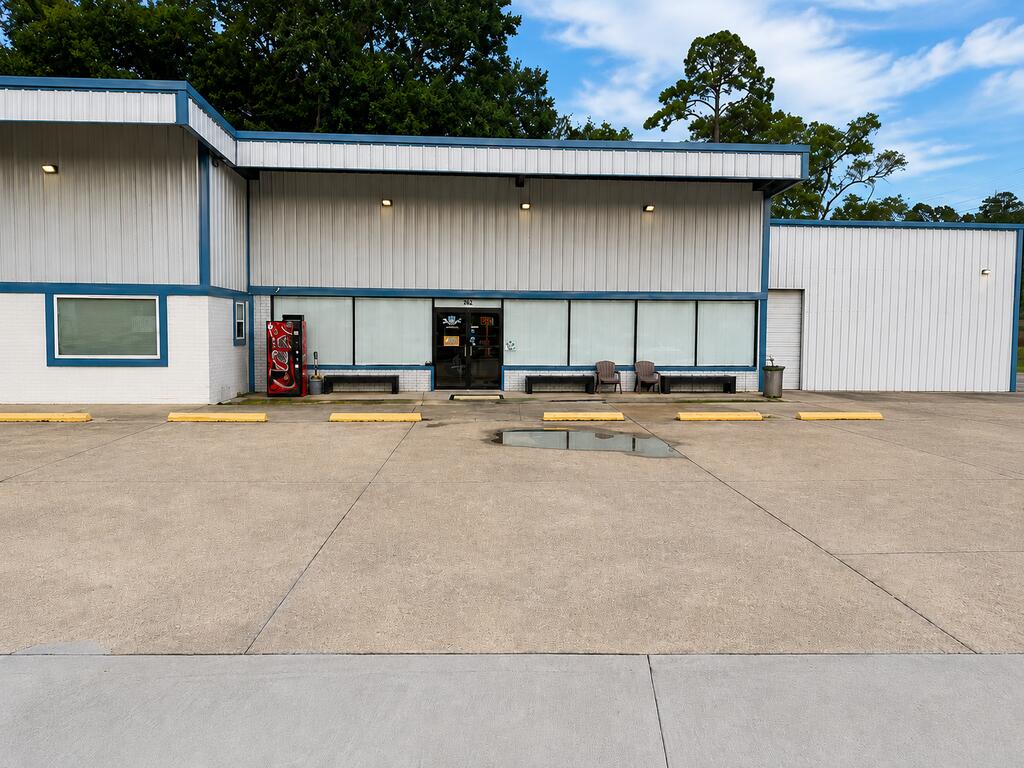 422 Highway 11 N, Picayune, MS 39466