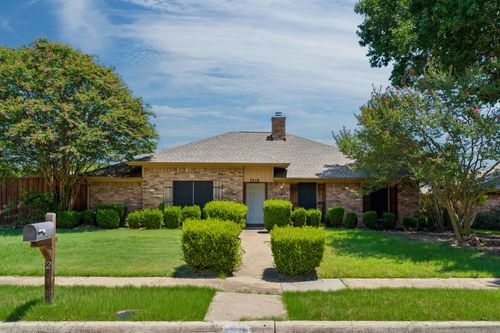 2416 Peachtree Ln, Plano, TX, 75074-4615 | Card Image