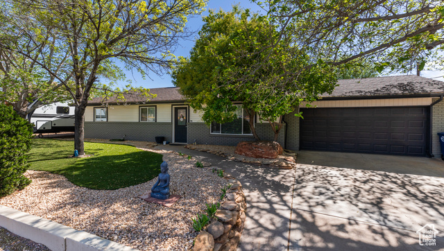 200 , Hurricane, UT 84737