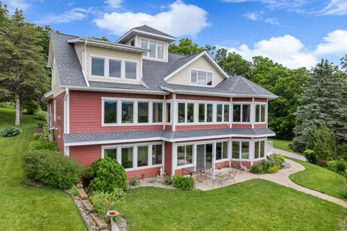 24610 3rd St, Trempealeau, WI, 54661-9177 | Card Image