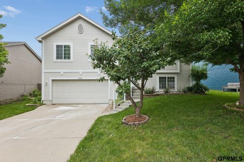 16440 Fowler Ave, Omaha, NE, 68116-3245 | Card Image