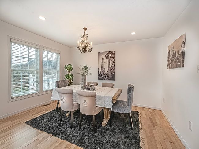 125 Chapel Harbor Dr, Townhouse with 3 bedrooms, 3 bathrooms and 2 parking in Pittsburgh PA | Image 6
