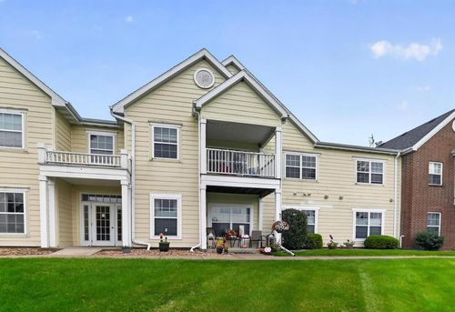 3027 Providence Street, Sun Prairie, WI, 53590 | Card Image