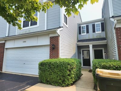 B - 206 Barrett Drive, Townhouse with 3 bedrooms, 2 bathrooms and 2 parking in Yorkville IL | Image 2