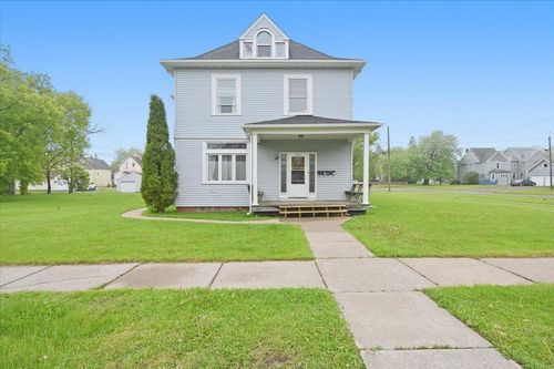 2004 E 5th St, Superior, WI, 54880-3609 | Card Image