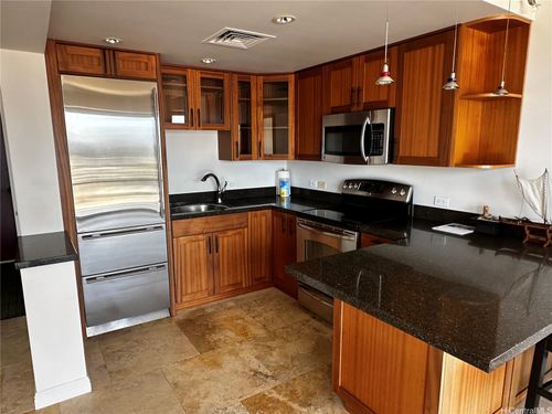 19f-225 Queen St, Honolulu, HI, 96813-4645 | Card Image