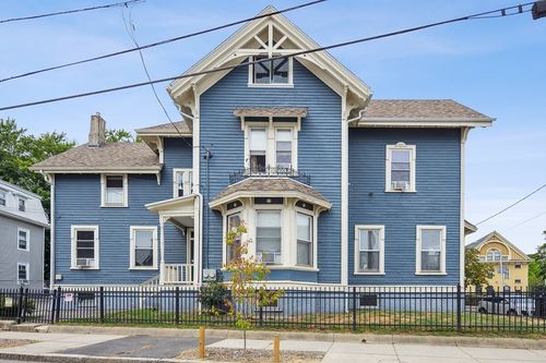 593 Broad St, Providence, RI, 02907-1404 | Card Image