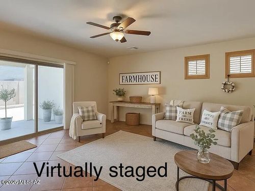 70 E Calle Vivaz, Green Valley, AZ, 85614 | Card Image