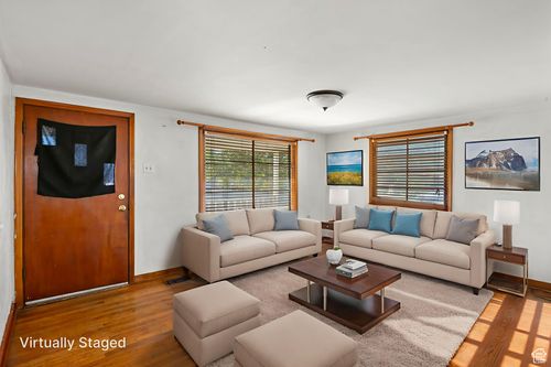 590 S 900 W, Provo, UT, 84601-4117 | Card Image
