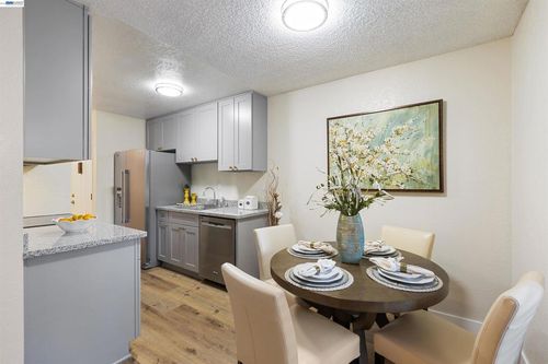 d-2131 Northwood Cir, Concord, CA, 94520-4604 | Card Image
