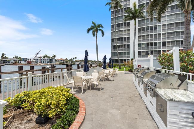 APT-220C - 3300 S Ocean Blvd, Condo with 1 bedrooms, 2 bathrooms and null parking in Highland Beach FL | Image 19