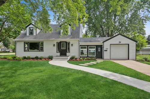 505 Mosedale St, St. Charles, IL, 60174-3959 | Card Image