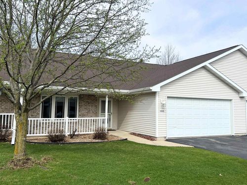 b-486 Wyldewood Drive, OSHKOSH, WI, 54904 | Card Image