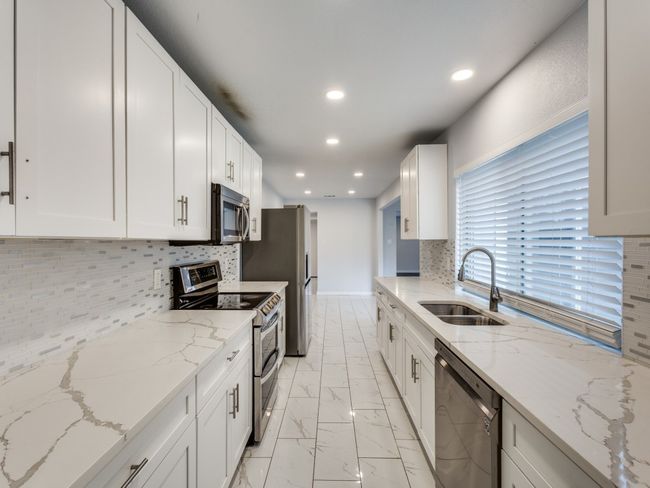 1510 California Trl, House other with 4 bedrooms, 2 bathrooms and null parking in Plano TX | Image 12