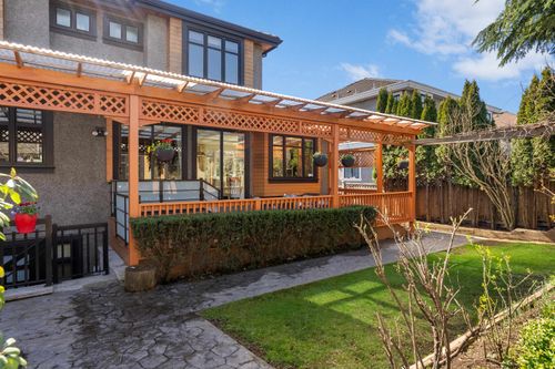 1041 W 58th Ave, Vancouver, BC, V6P1V9 | Card Image