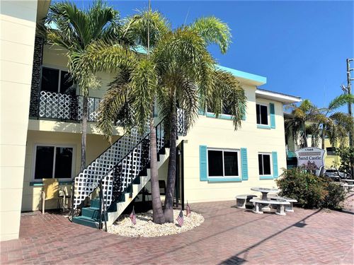 apt-102-17688 Gulf Blvd, REDINGTON SHORES, FL, 33708-1223 | Card Image