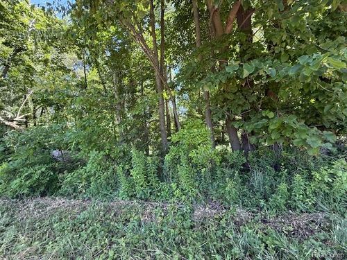 000 Bentley Rd, Brown City, MI, 48416 | Card Image