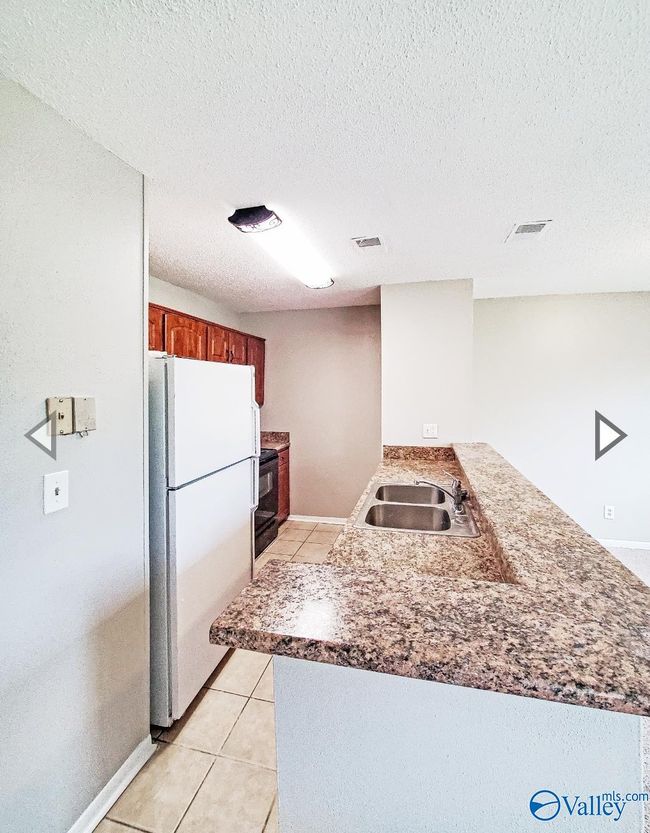 APT-9J - 1155 Old Monrovia Rd Nw, Condo with 2 bedrooms, 2 bathrooms and null parking in Huntsville AL | Image 5