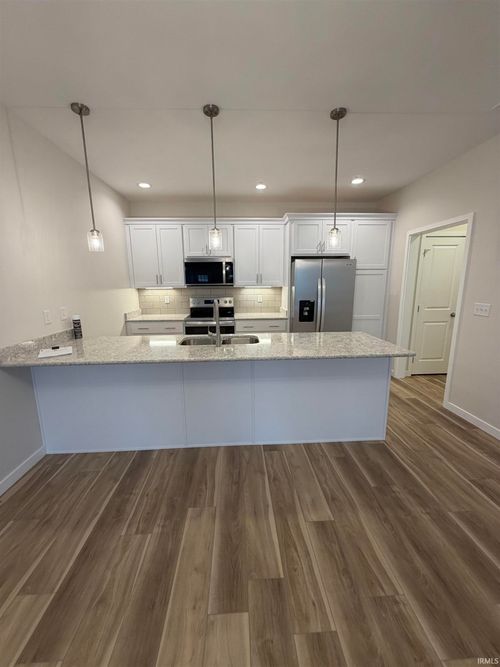 6706 Ellipse Pl, Evansville, IN, 47715-2094 | Card Image