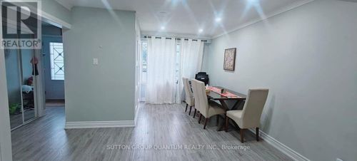 574 Crerar Ave, Oshawa, ON, L1H2W8 | Card Image