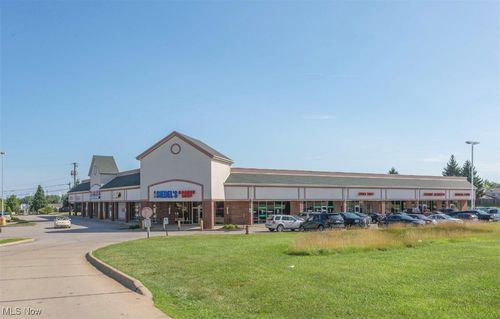 998 N Court St, Medina, OH, 44256-1516 | Card Image