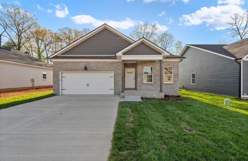 656 Pleasant Meadow Ln, Bowling Green, KY, 42101-7572 | Card Image