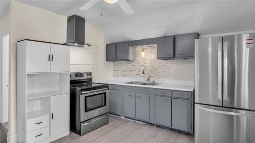 76 Grove Avenue, Cranston, RI, 02910 | Card Image