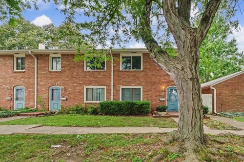 2005 Vawter St, Urbana, IL, 61801-6430 | Card Image