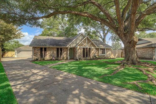 2901 Castle Ct, Pearland, TX, 77581-4824 | Card Image