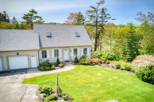 36-30 Village Ct, Boothbay Harbor, ME, 04538-2508 | Card Image