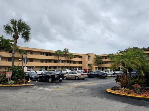 apt-219w-8415 Sw 107th Ave, Miami, FL, 33173-4373 | Card Image