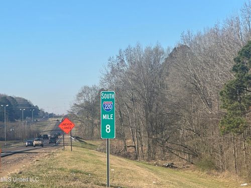 123 Livingston St, Jackson, MS, 39202-1520 | Card Image