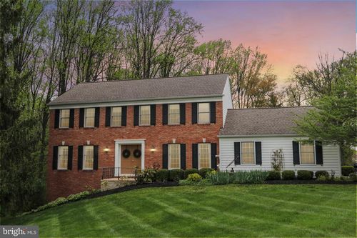 219 Wiltshire Dr, Kennett Square, PA, 19348-1331 | Card Image