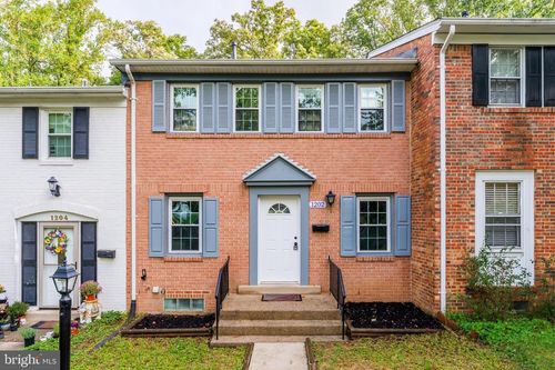 1202 Fox Run Pl, Woodbridge, VA, 22191-1012 | Card Image
