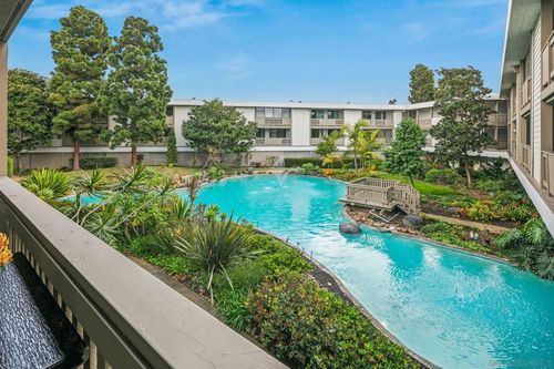 215-3098 Rue Dorleans, San Diego, CA, 92110-5941 | Card Image