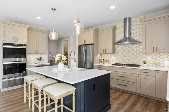 Photo representation of a similar home. Some features shown may be optional. | Image 6