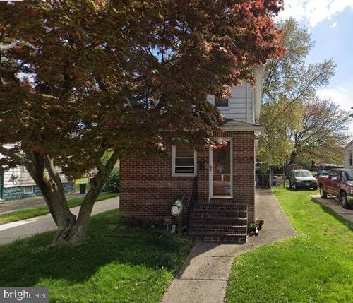 20 Walnut St, Westville, NJ, 08093-1427 | Card Image