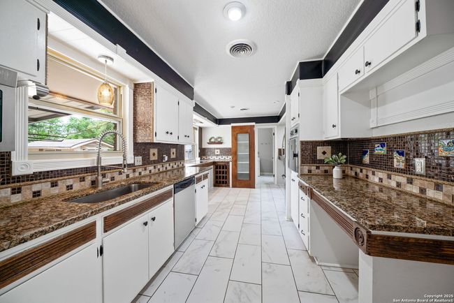 434 Winfield Blvd, House other with 3 bedrooms, 2 bathrooms and null parking in Windcrest TX | Image 11